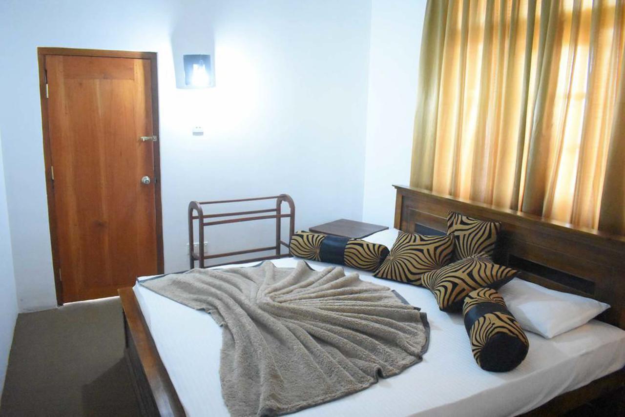 Hotel Grand Sun Inn Нувара Елия Екстериор снимка