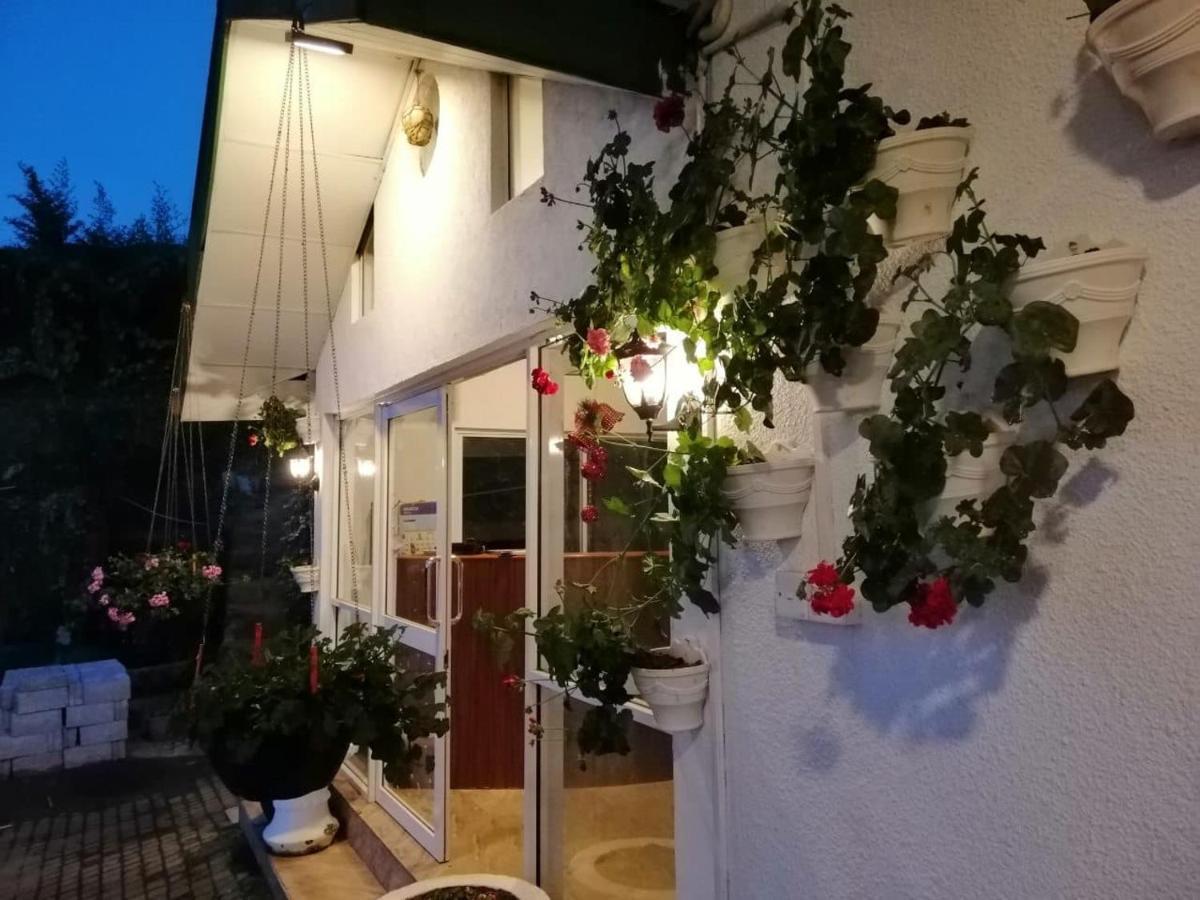 Hotel Grand Sun Inn Нувара Елия Екстериор снимка